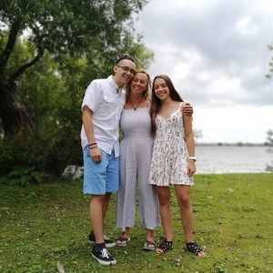 Meet your Posher, Anick